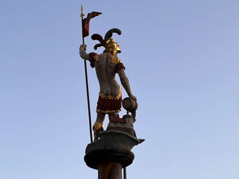 Der heilige Florian am Isarkai