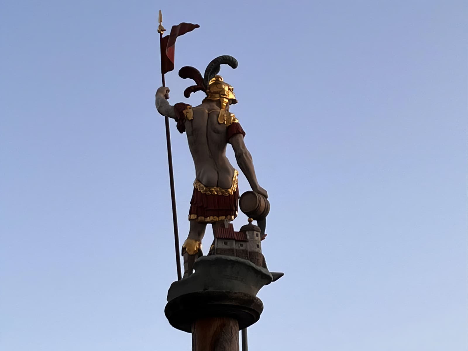 Der heilige Florian am Isarkai