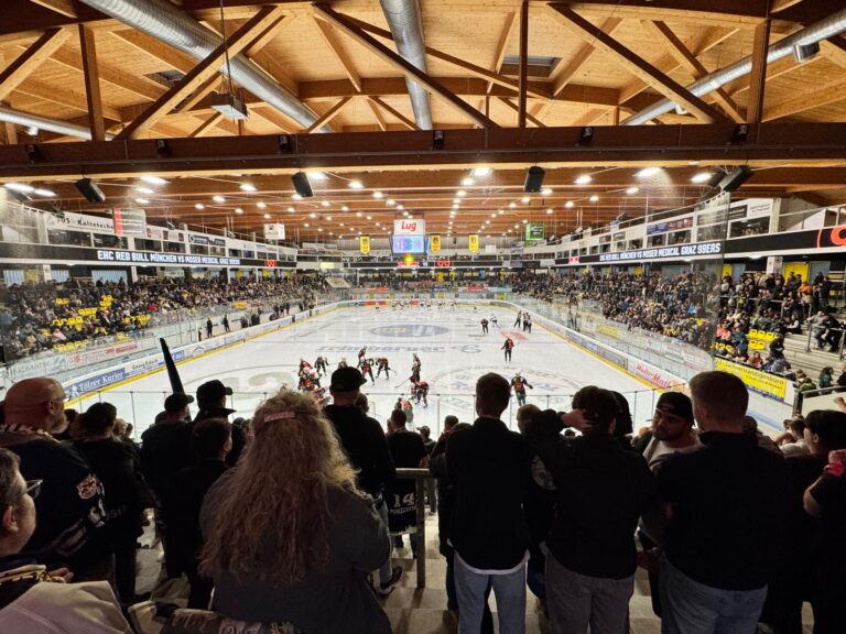Tölzer Löwen und Hacker-Pschorr Arena